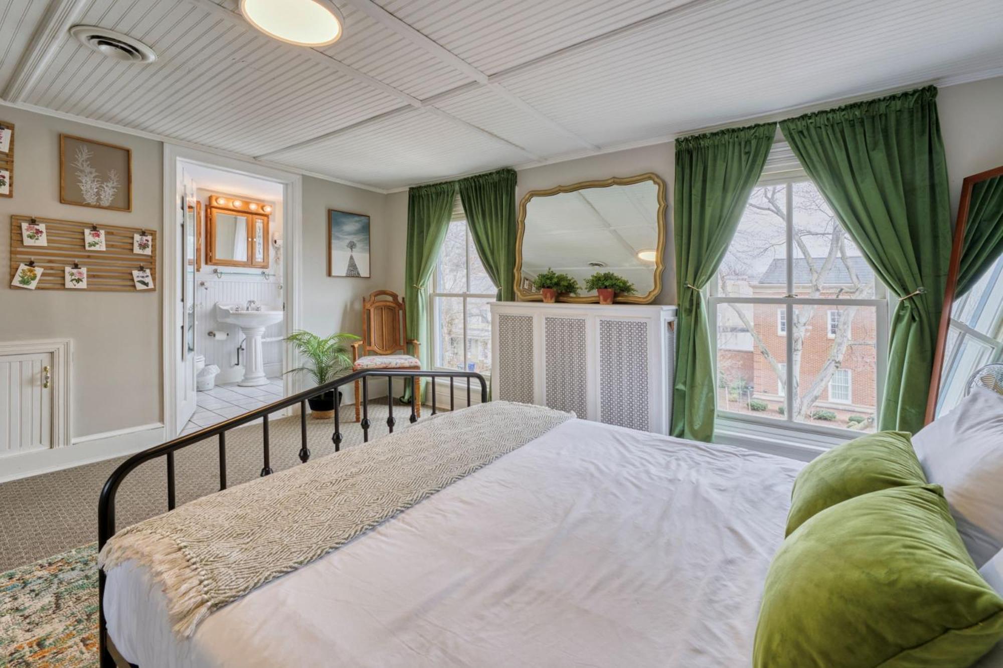 Top-Floor 1Br In Historic Capitol Hill Washington Exterior photo